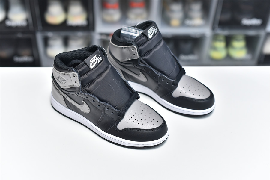 Nike Air Jordan Retro 1 High Og Sahdow 555088 013 7 - www.kickbulk.co