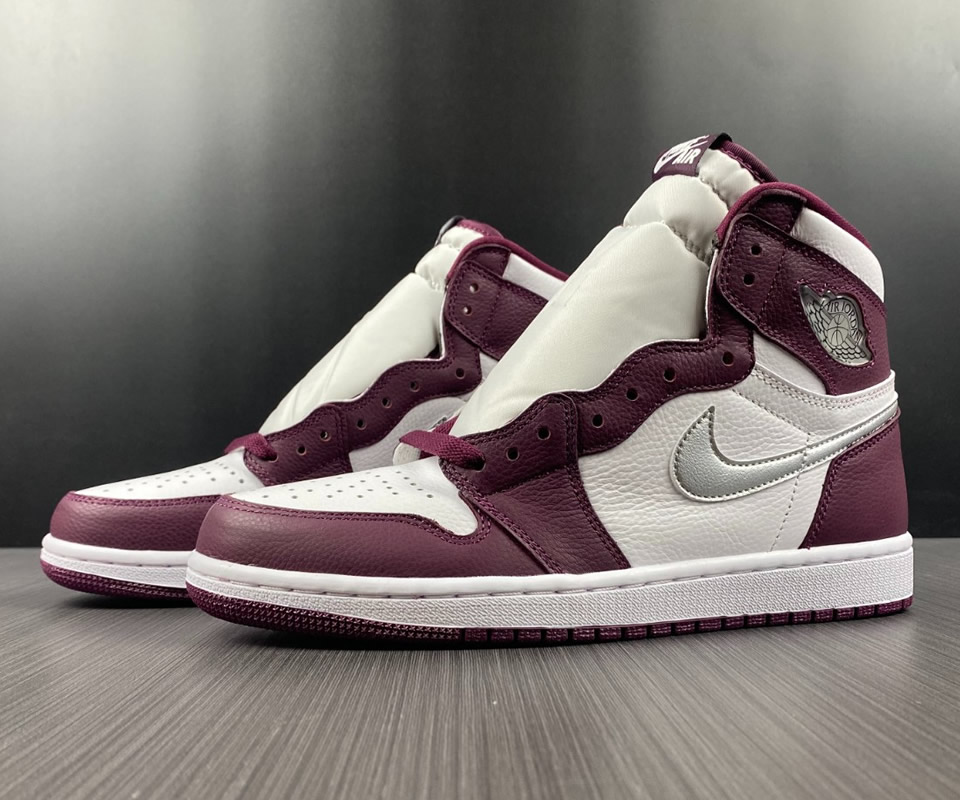 Air Jordan 1 Retro High Og Bordeaux 555088 611 26 - www.kickbulk.co