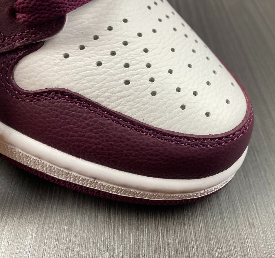 Air Jordan 1 Retro High Og Bordeaux 555088 611 31 - www.kickbulk.co