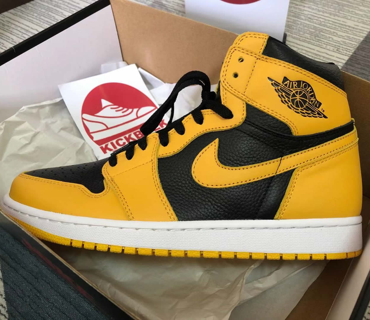 Nike Air Jordan 1 High Og Pollen 555088 701 Kickbulk 13 - www.kickbulk.co