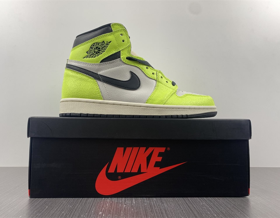 Air Jordan 1 High Og Volt 555088 702 10 - www.kickbulk.co