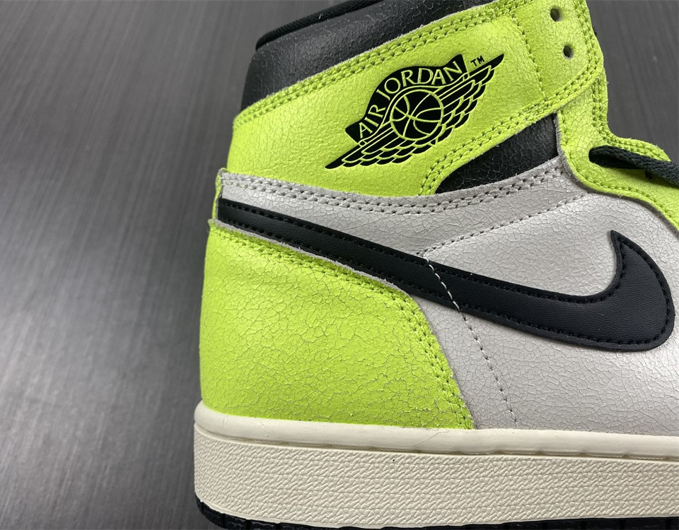 Air Jordan 1 High Og Volt 555088 702 11 - www.kickbulk.co