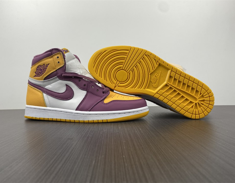 Air Jordan 1 High Retro Og Brotherhood 555088 706 3 - www.kickbulk.co