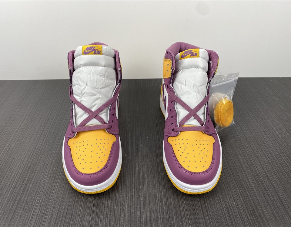 Air Jordan 1 High Retro Og Brotherhood 555088 706 4 - www.kickbulk.co