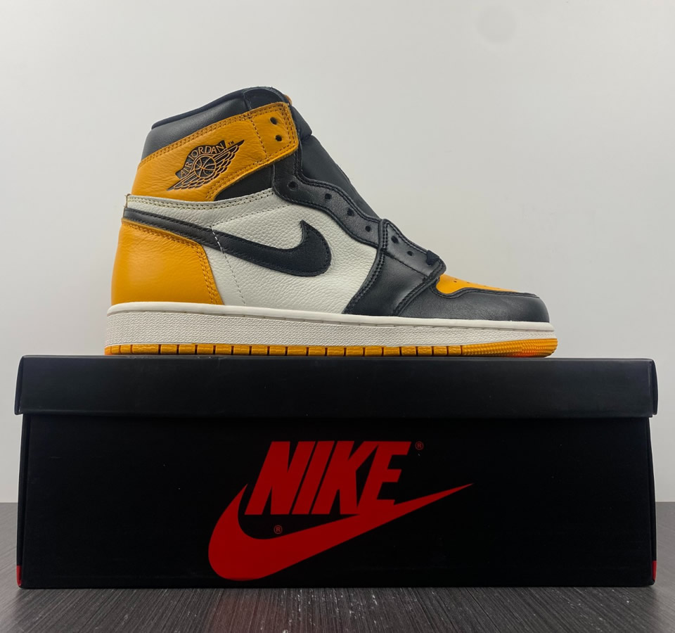 Air Jordan 1 Og High Yellow Toe 555088 711 10 - www.kickbulk.co