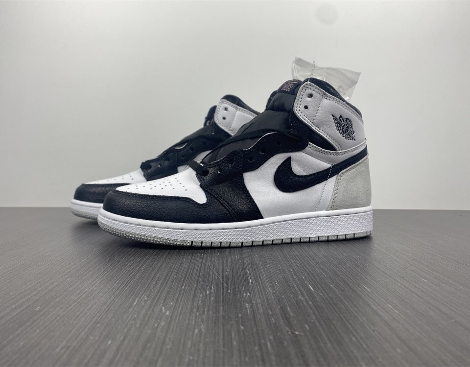 Air Jordan 1 High Og Stage Haze 575441 108 2 - www.kickbulk.co