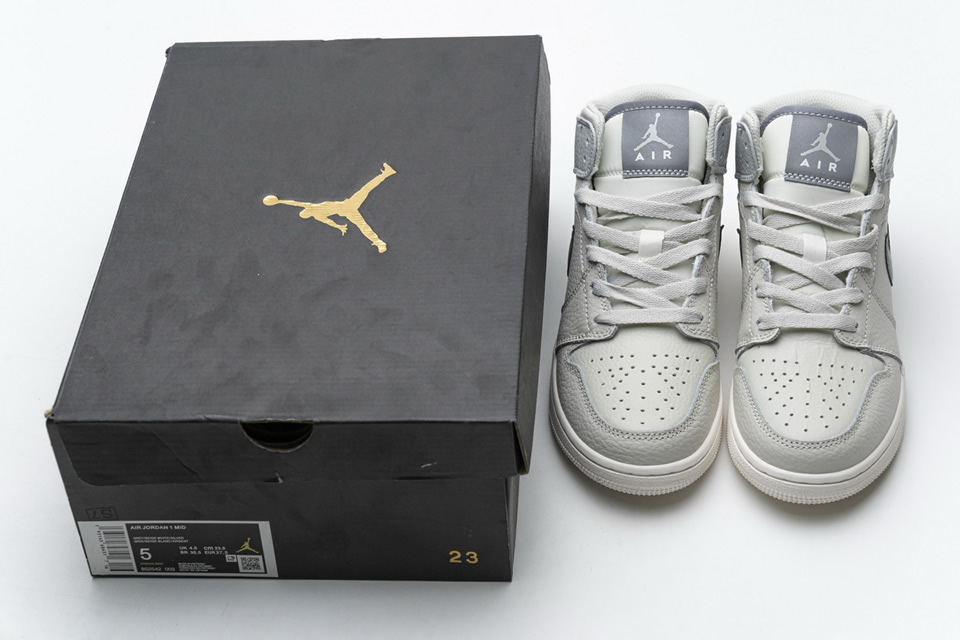 Nike Air Jordan 1 Mid Light Bone Grey 582542 003 4 - www.kickbulk.co