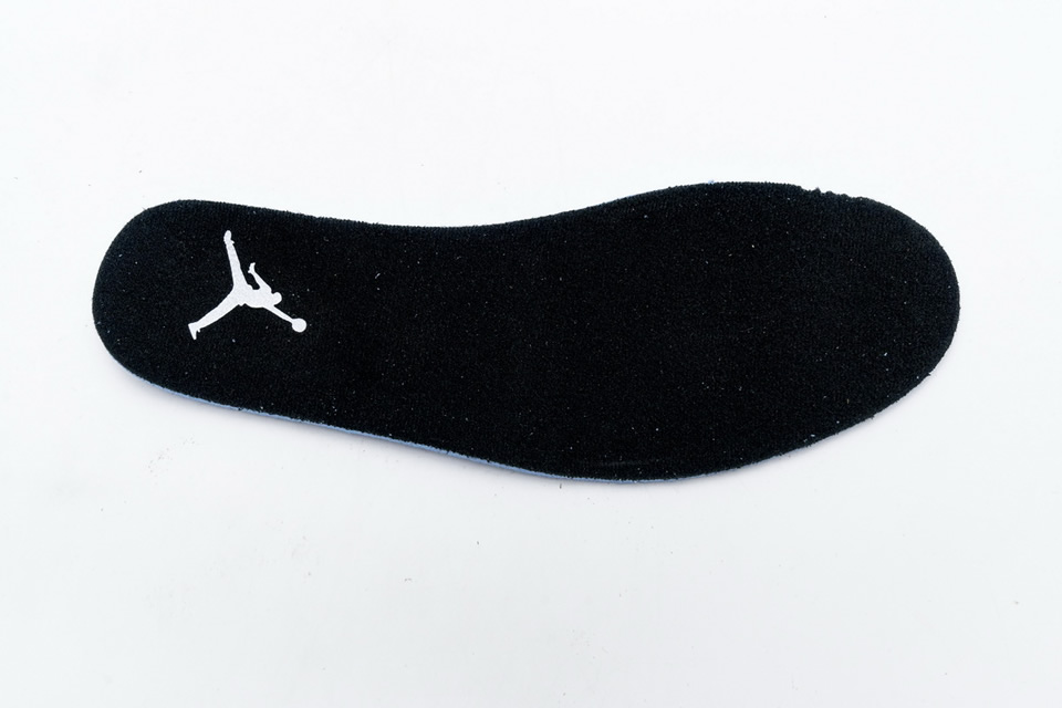 Nike Air Jordan 1 Mid Gold Patent Leather 852542 007 20 - www.kickbulk.co