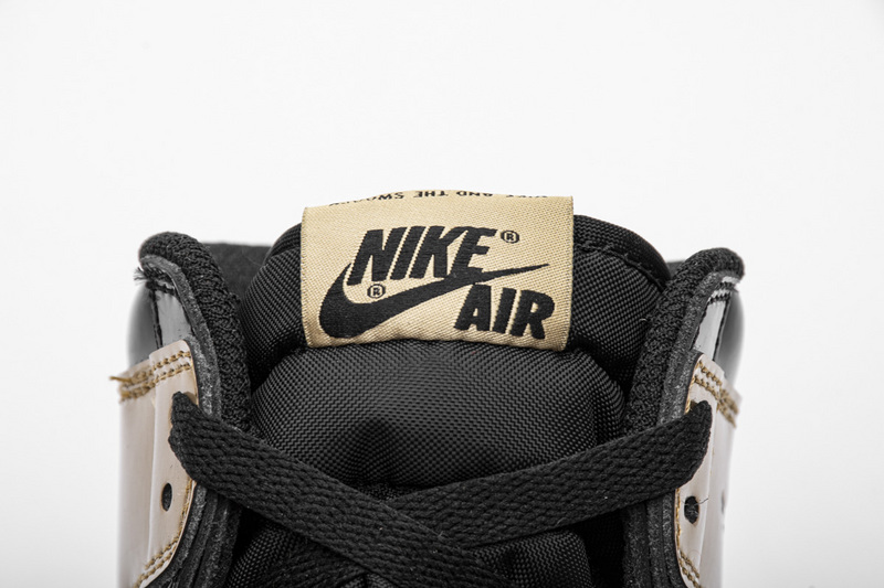 Nike Air Jordan 1 Retro High Og Gold Toe 861428 007 17 - www.kickbulk.co