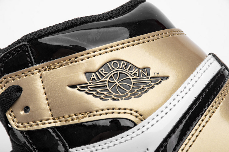 Nike Air Jordan 1 Retro High Og Gold Toe 861428 007 9 - www.kickbulk.co