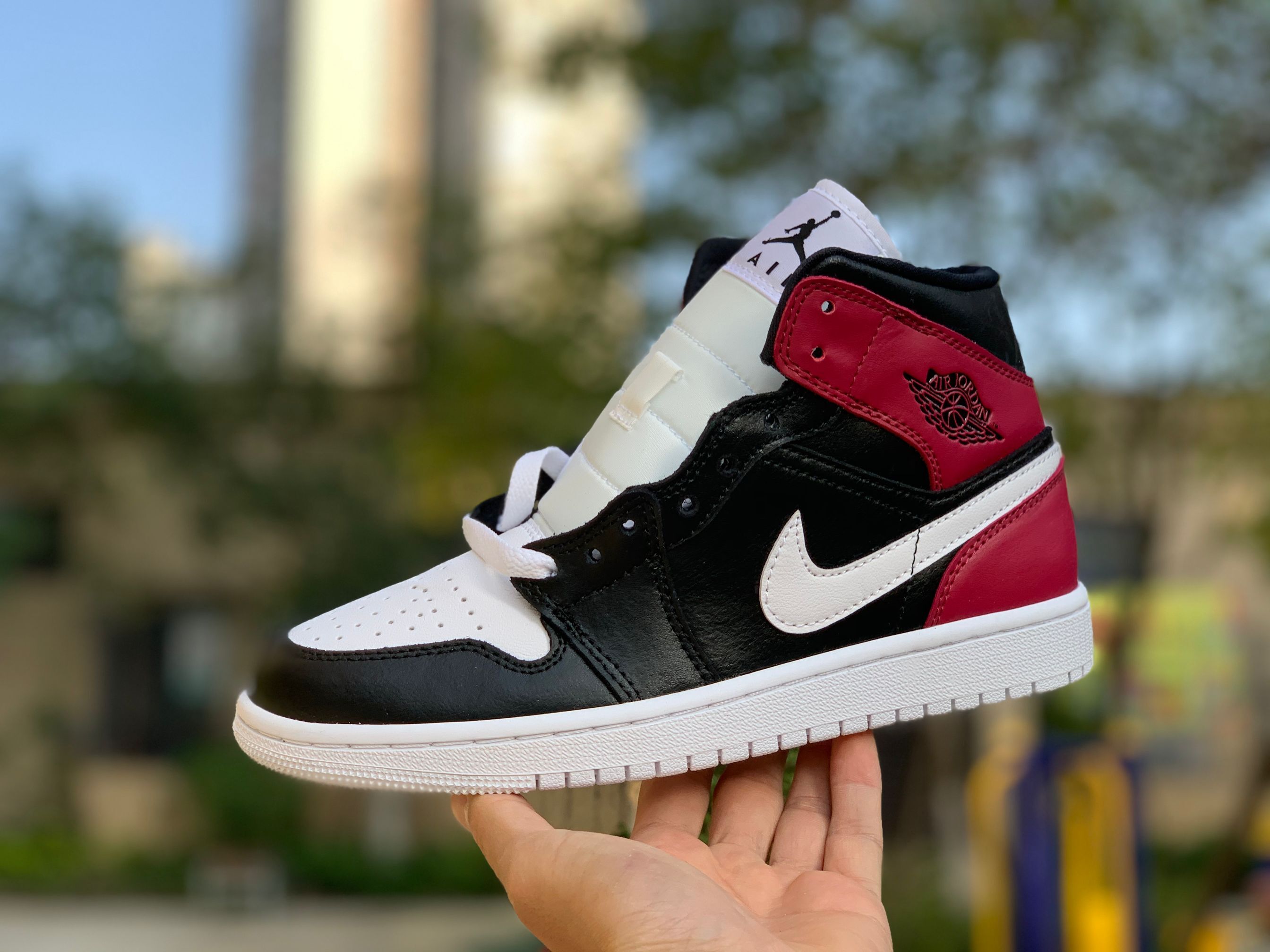 Nike Air Jordan 1 Mid Noble Red Factory Resale Bq6472 016 16 - www.kickbulk.co