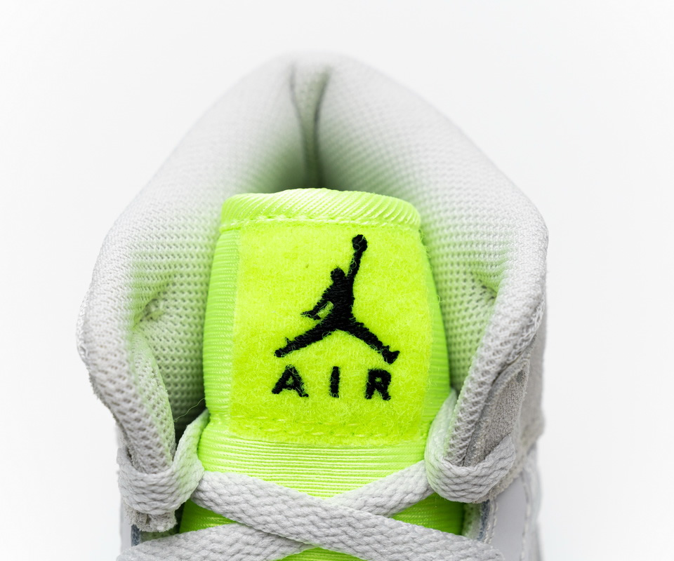 Nike Air Jordan 1 Grey Ghost Green Cv3018  001 13 - www.kickbulk.co