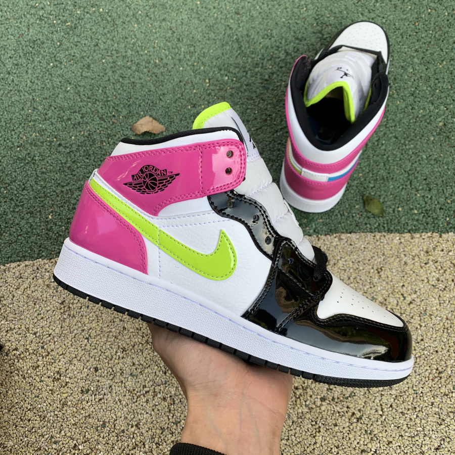 Nike Air Jordan 1 Mid Se Gs Cyber Active Fuchsia Cz9835 100 3 - www.kickbulk.co