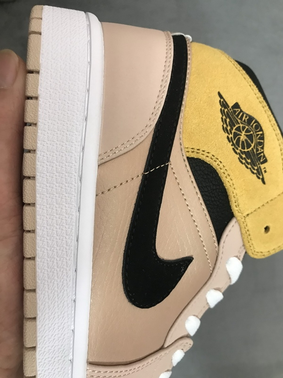 Air Jordan 1 Wmns Mid Se Particle Beige Dd2224 200 21 - www.kickbulk.co