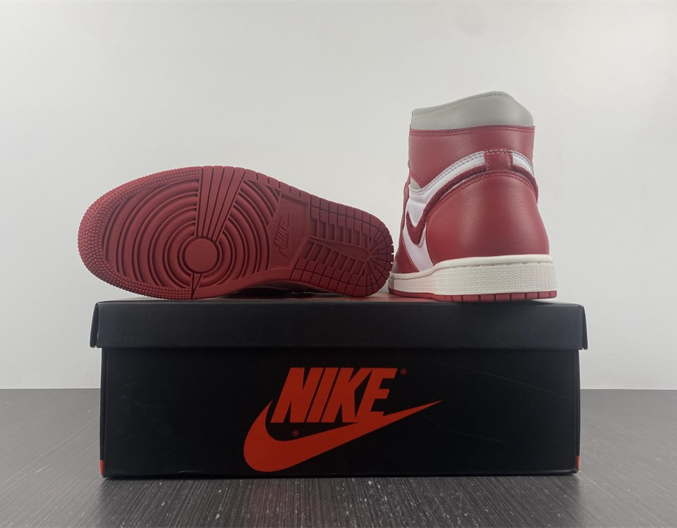 Air Jordan 1 High Og Newstalgia Chenille Dj4891 061 10 - www.kickbulk.co