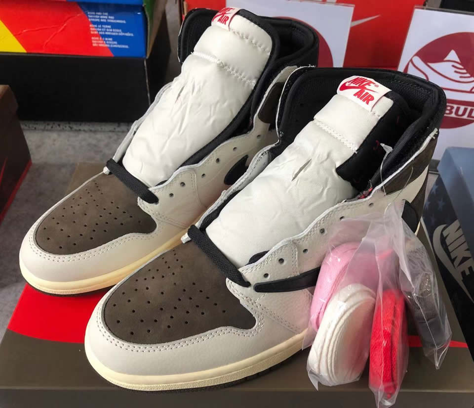 Travis Scott Air Jordan 1 High Reverse Mocha Dm2508 586 4 - www.kickbulk.co