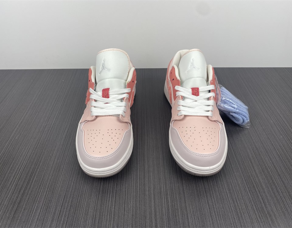 Air Jordan 1 Low Se Mighty Swooshers Wmns Dm5443 666 17 - www.kickbulk.co