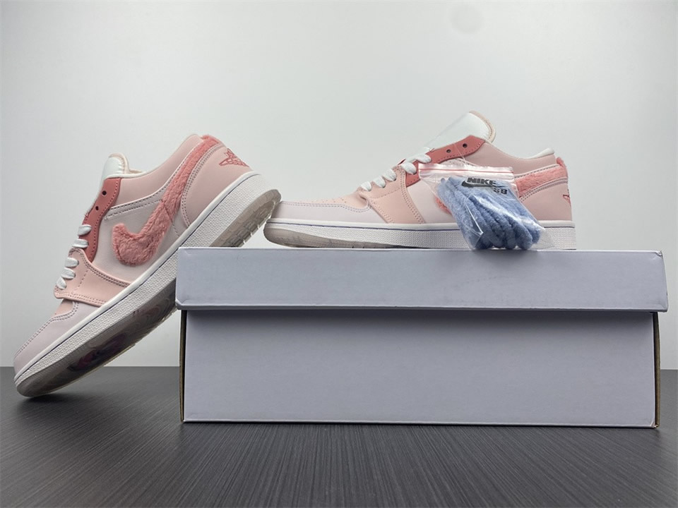 Air Jordan 1 Low Se Mighty Swooshers Wmns Dm5443 666 20 - www.kickbulk.co