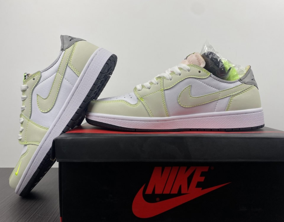 Air Jordan 1 Low Og Ghost Green Dm7837 103 11 - www.kickbulk.co