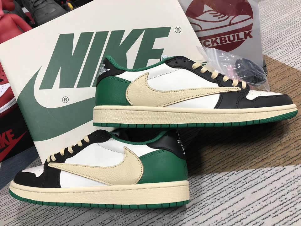 Travis Scott x Air Jordan 1 Retro Low Green Black White DM7866-128