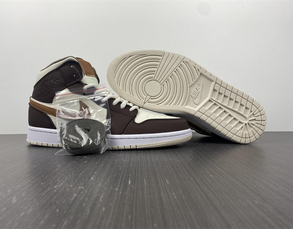 Air Jordan 1 Mid Brown Fleece Do6699 200 10 - www.kickbulk.co