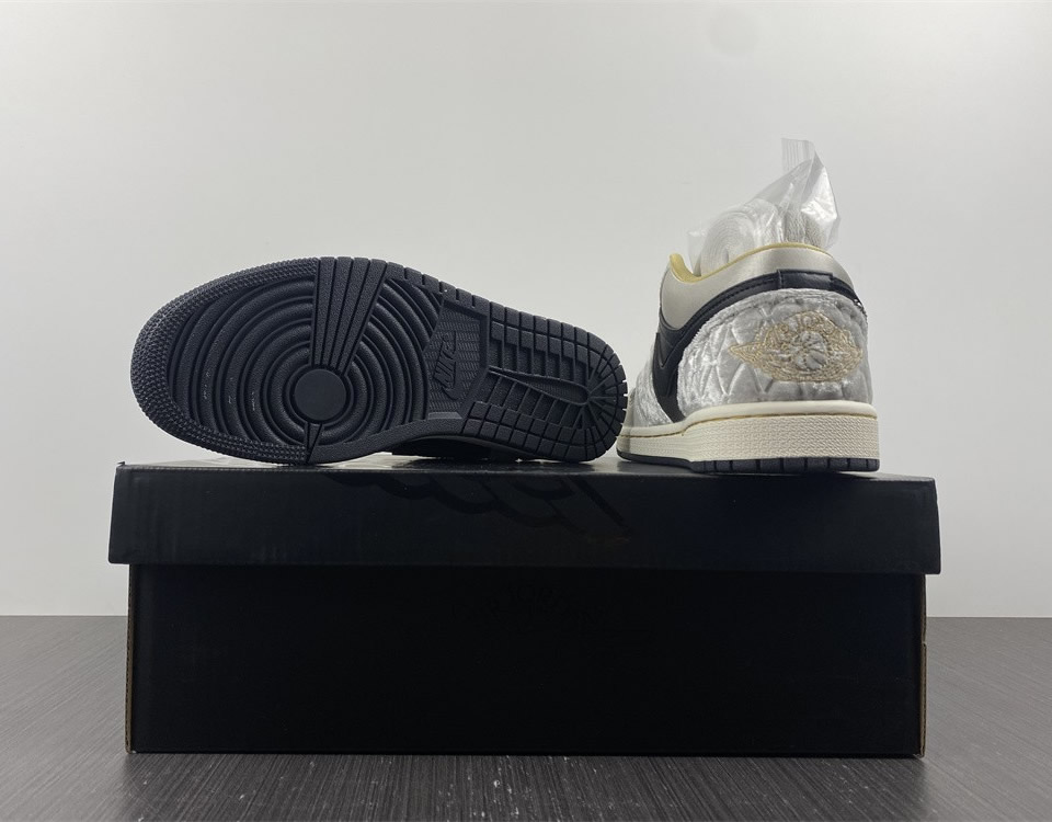 Air Jordan 1 Low Se Beaded Swoosh Dv1762 001 10 - www.kickbulk.co