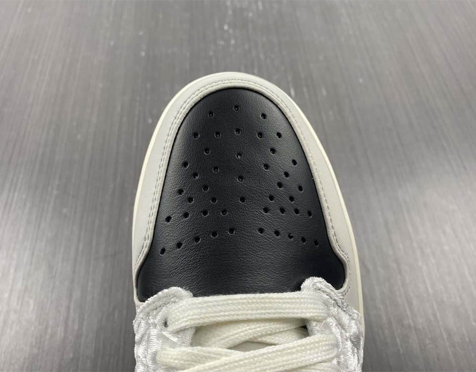 Air Jordan 1 Low Se Beaded Swoosh Dv1762 001 18 - www.kickbulk.co