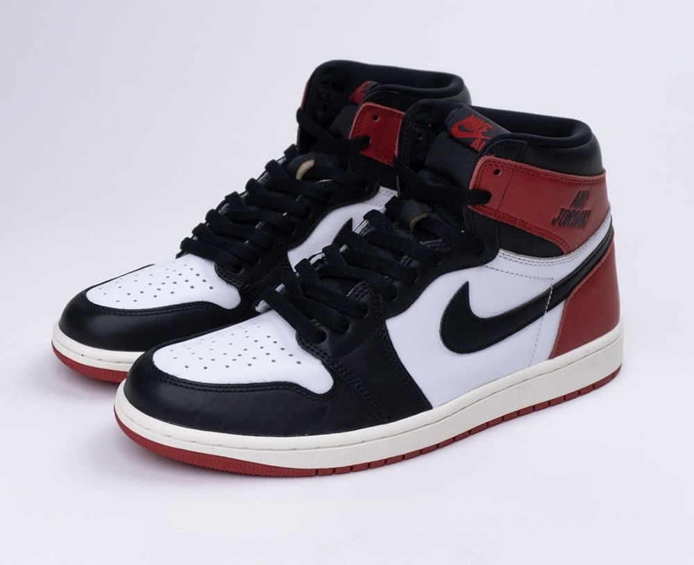 Air Jordan 1 Retro High Og Black Toe Reimagined Dz5485 106 2 - www.kickbulk.co