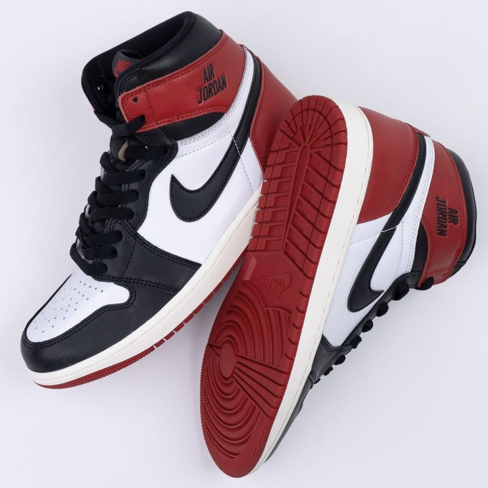 Air Jordan 1 Retro High Og Black Toe Reimagined Dz5485 106 3 - www.kickbulk.co