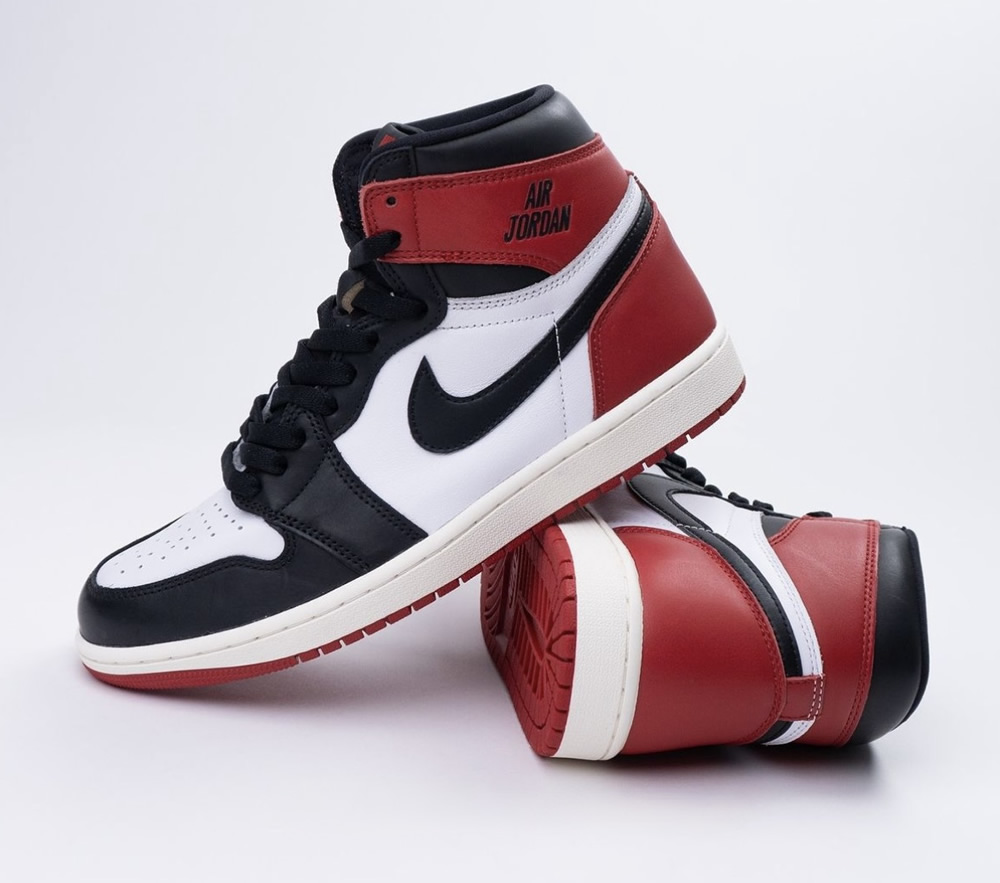 Air Jordan 1 Retro High Og Black Toe Reimagined Dz5485 106 4 - www.kickbulk.co