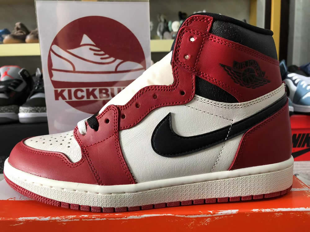 0 Air Jordan 1 High Og Chicago Reimagined Dz5485 612 10 - www.kickbulk.co