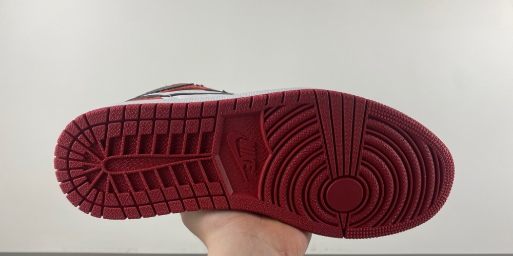 Air Jordan 1 Retro High Og Varsity Red Wmns Fd2596 602 8 - www.kickbulk.co