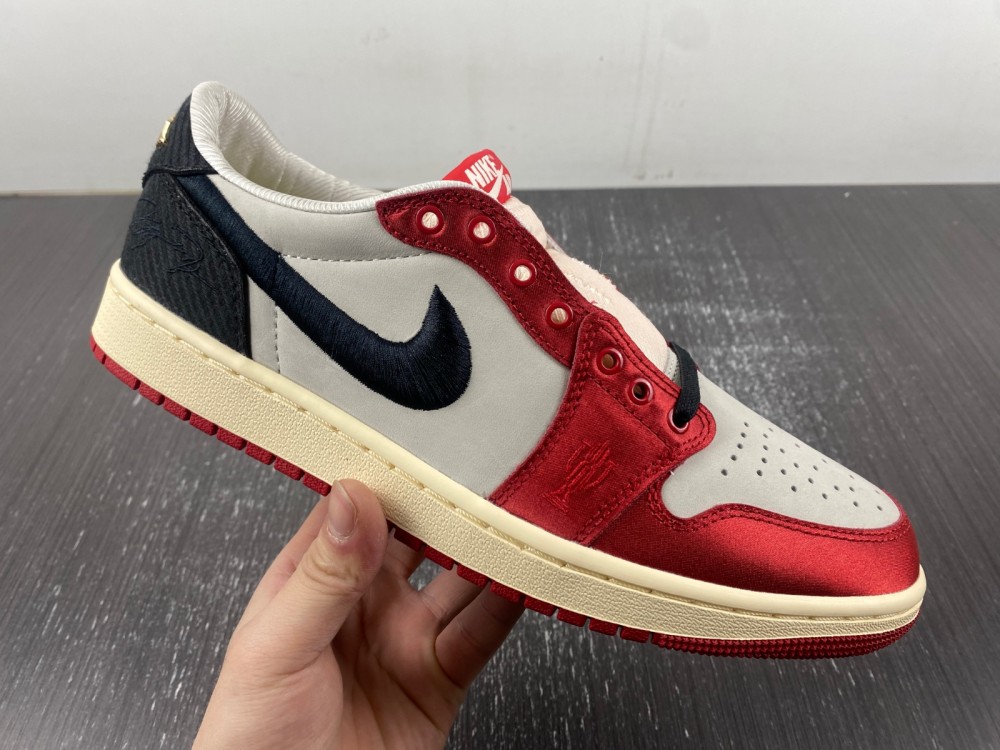 Trophy Room Air Launching Jordan 1 Retro Low Og Sp Rookie Card Away Fn0432 100 11 - www.kickbulk.co