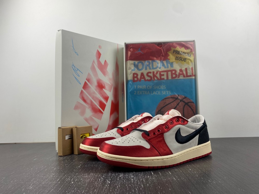 Trophy Room Air Jordan 1 Retro Low Og Sp Rookie Card Away Fn0432 100 20 - www.kickbulk.co