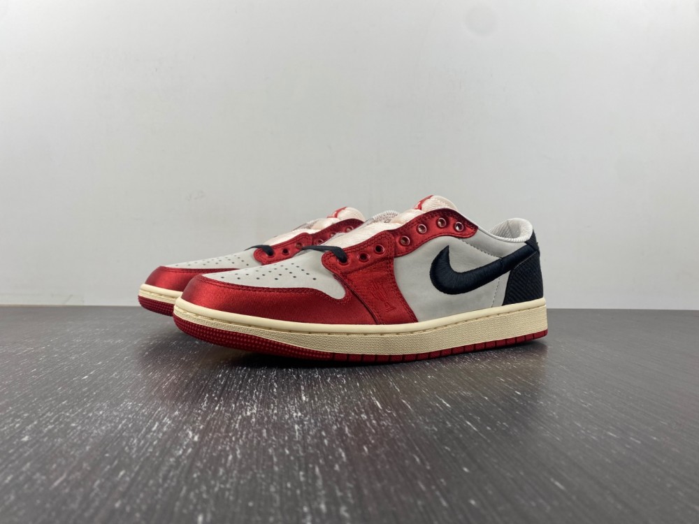 Trophy Room Air Launching Jordan 1 Retro Low Og Sp Rookie Card Away Fn0432 100 8 - www.kickbulk.co