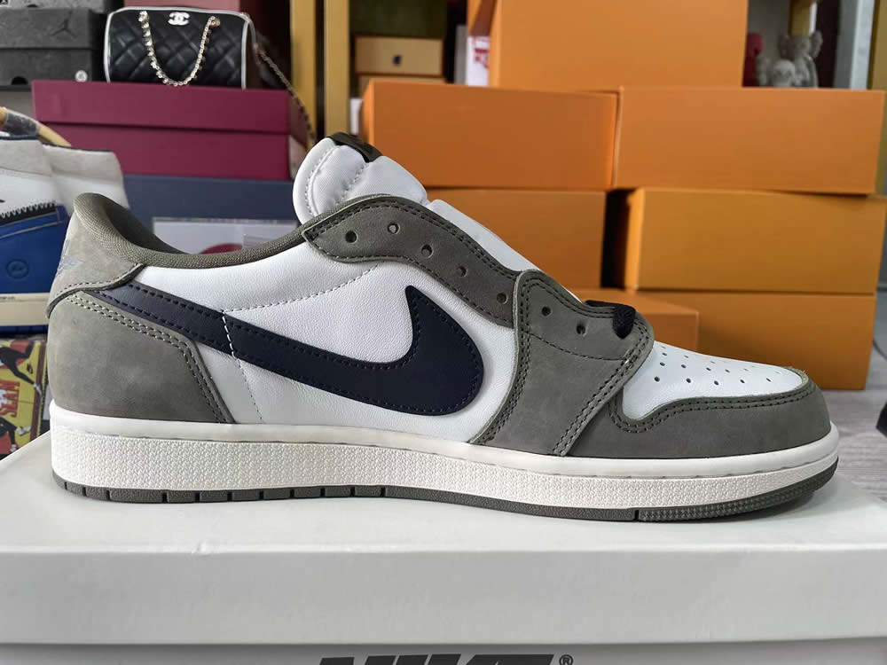 Air Jordan 1 Retro Low Og Medium Olive Hq6998 200 13 - www.kickbulk.co
