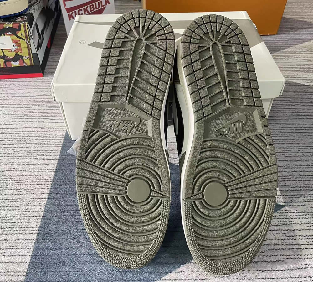 Air Jordan 1 Retro Low Og Medium Olive Hq6998 200 15 - www.kickbulk.co