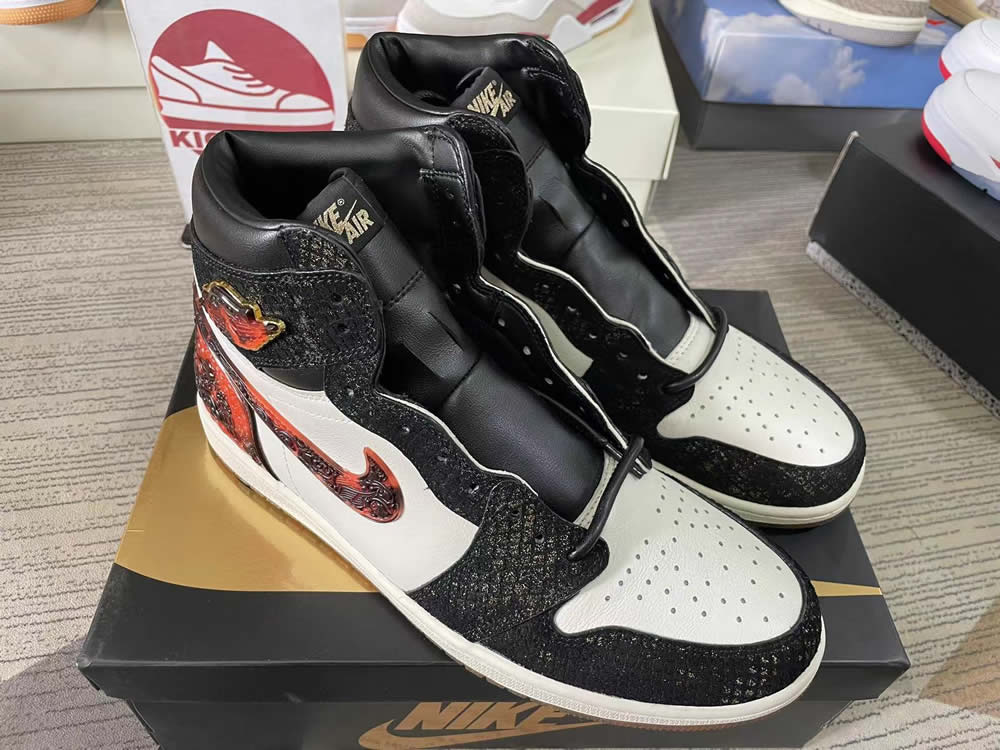 Air Jordan 1 Retro High Og Year Of The Snake Ib3165 091 11 - www.kickbulk.co