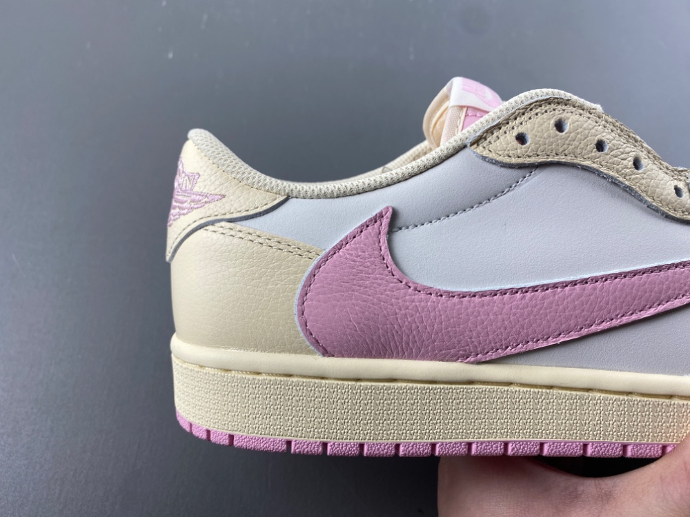 Travis Scott Jordan 1 Retro Low Og Muslin Pink Iq7604 100 16 - www.kickbulk.co