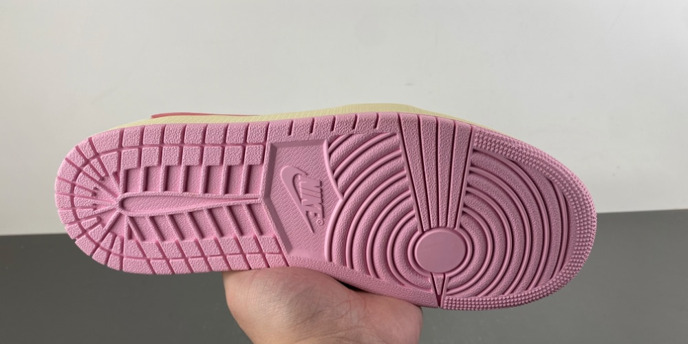 Travis Scott Jordan 1 Retro Low Og Sail Tropical Pink Iq7604 101 6 - www.kickbulk.co