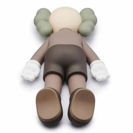 0 Kaws Dolls Companion 2020 Figure 44x22x8cm 0 - www.kickbulk.co