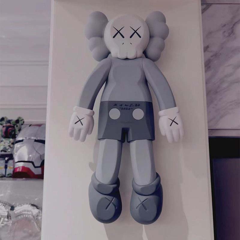 Kaws Dolls Companion 2020 Figure 44x22x8cm 16 - www.kickbulk.co