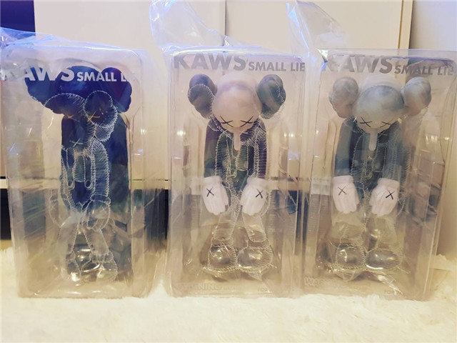 Kaws Dolls Companion Small Lie 7 - www.kickbulk.co