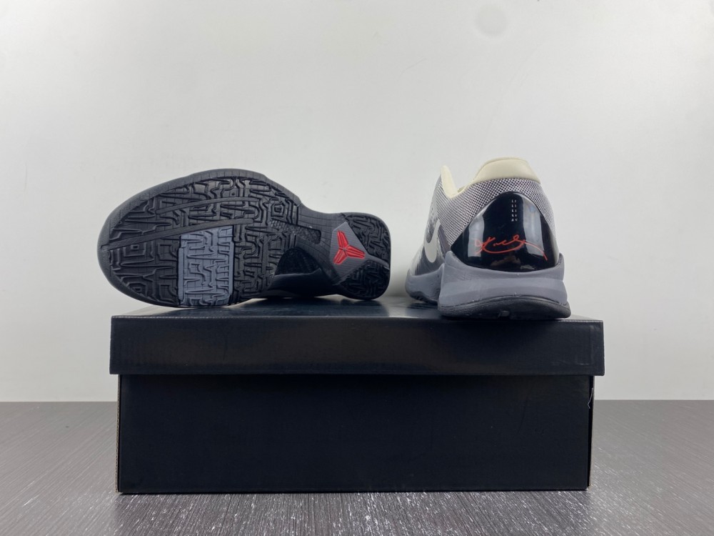 Air Zoom Kobe 5 Aston Martin 386429 004 8 - www.kickbulk.co