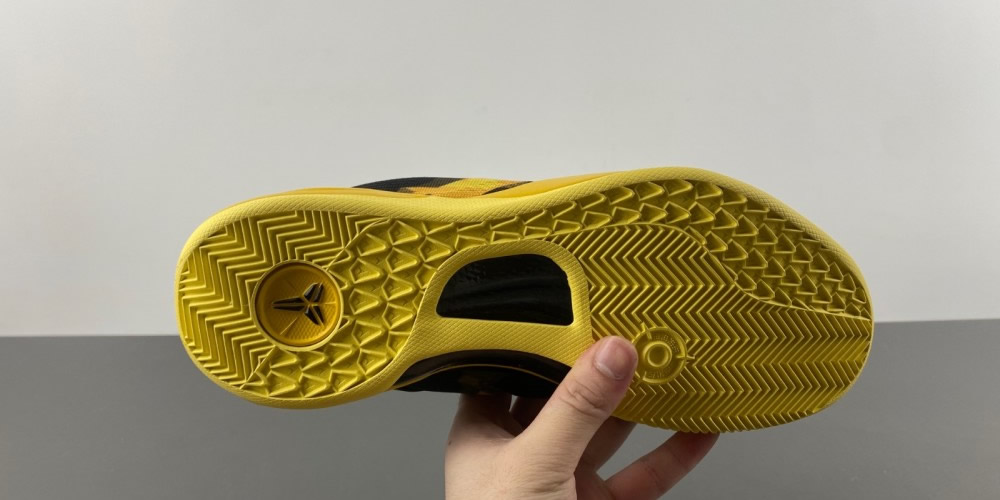 Nike Kobe 8 Xdr Black Yellow 555286 077 6 - www.kickbulk.co
