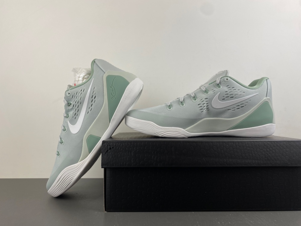 Nike Kobe 9 Low Em Protro Light Silver Ih1401 003 11 - www.kickbulk.co Nike Kobe 9 Low Em Protro Light Silver Ih1401 003 11 - www.kickbulk.co