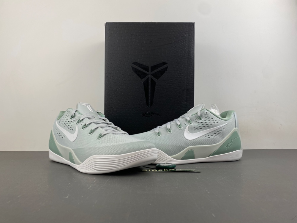 Nike Kobe 9 Low Em Protro Light Silver Ih1401 003 12 - www.kickbulk.co Nike Kobe 9 Low Em Protro Light Silver Ih1401 003 12 - www.kickbulk.co