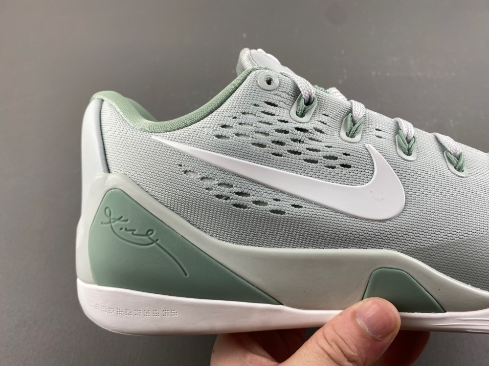 Nike Kobe 9 Low Em Protro Light Silver Ih1401 003 16 - www.kickbulk.co Nike Kobe 9 Low Em Protro Light Silver Ih1401 003 16 - www.kickbulk.co