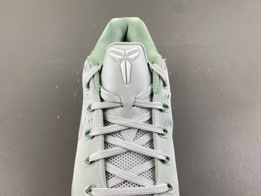 Nike Kobe 9 Low Em Protro Light Silver Ih1401 003 18 - www.kickbulk.co Nike Kobe 9 Low Em Protro Light Silver Ih1401 003 18 - www.kickbulk.co
