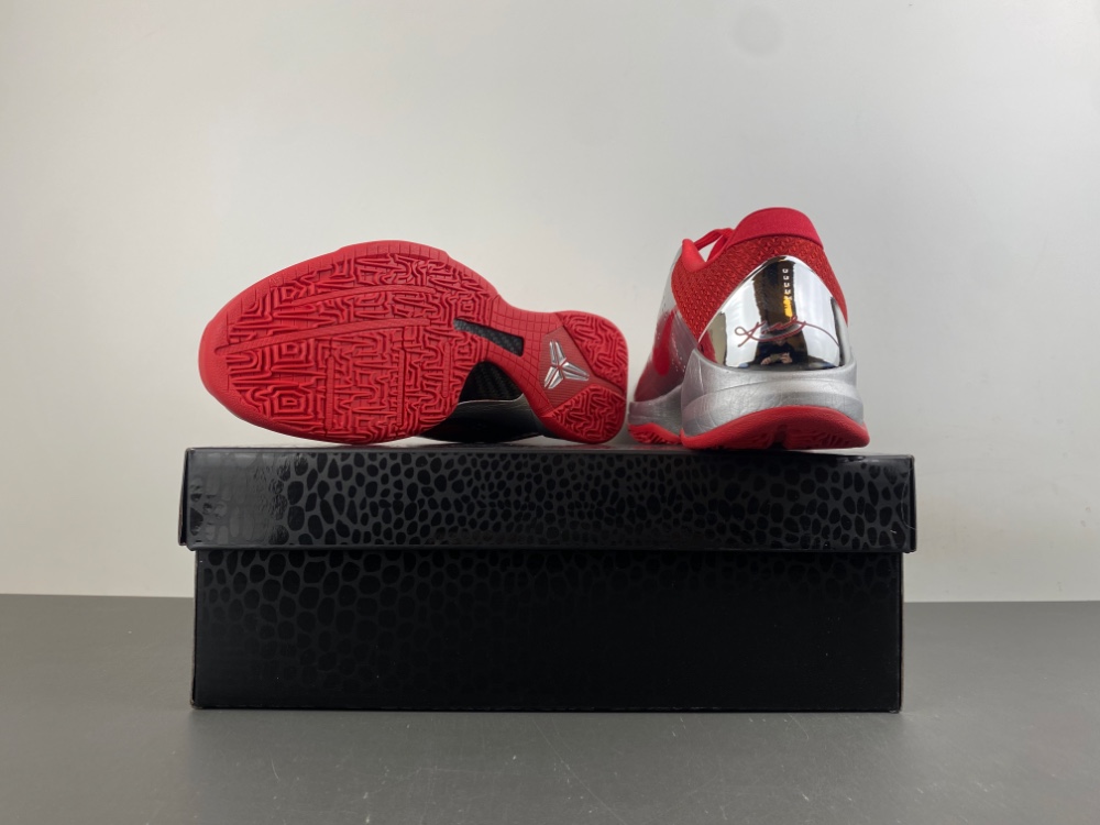 Caitlin Clark Zoom Kobe 5 Protro Rookie Of The Year Iv2712 001 14 - www.kickbulk.co